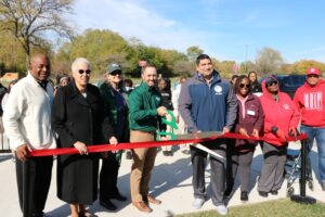Ribbon cutting ceremony at Beaubien Woods