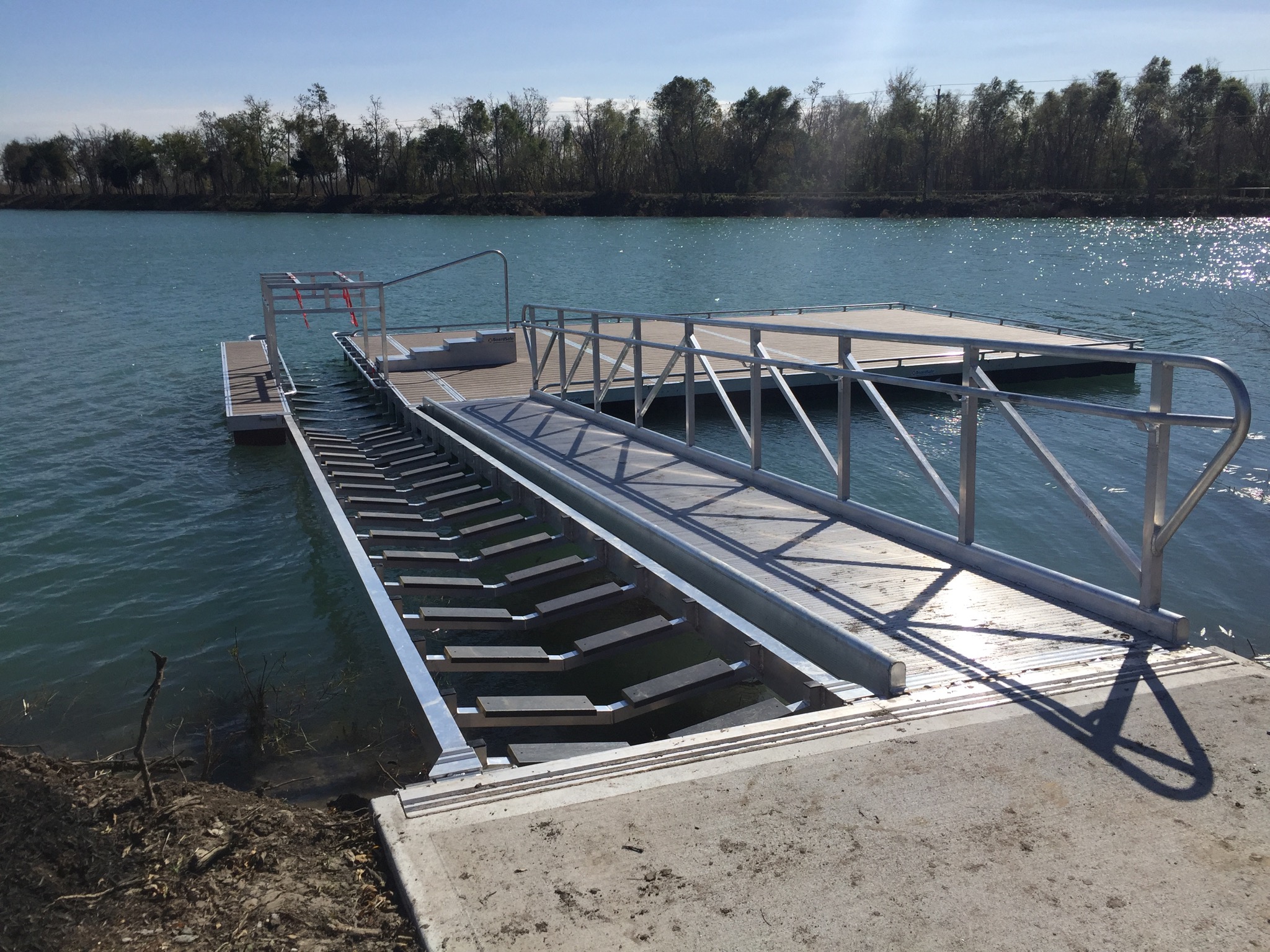 Mandarin Park Florida Adaptive Kayak Launch - BoardSafe Docks