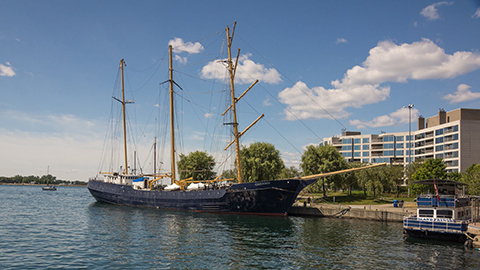 Boston's New Floating Restaurant Uses BoardSafe Gangways