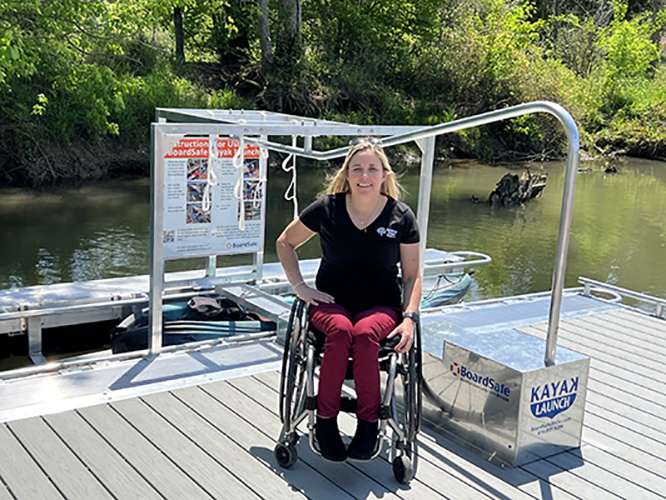 Beaver Creek Knoxville Paddler in Wheelchair