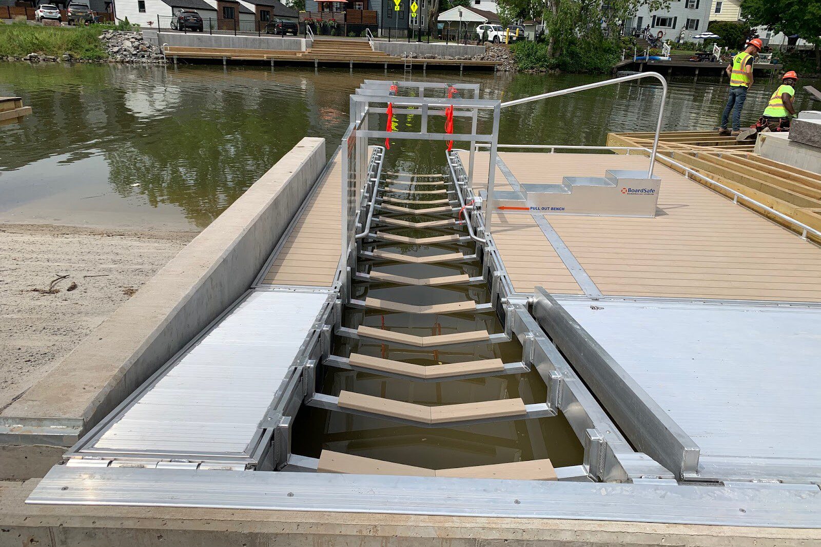Fairport-Erie-Canal-Dock-2