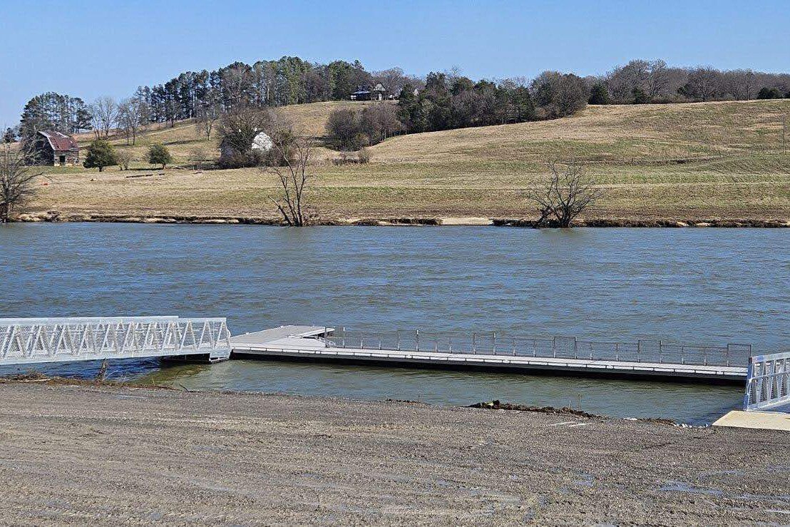 BoardSafe Docks Cruze River Adaptive Kayak Launch-2